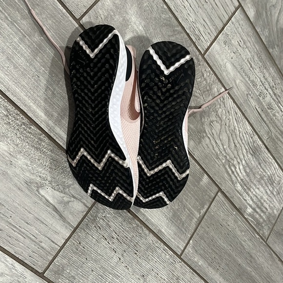 Nike revolution 5 running shoes - Picture 7 of 8